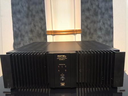 Rotel - RB-985 MkII / Multi-channel Amplifier