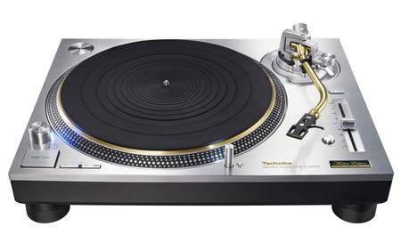 Technics - SL-1210GME Master Edition Direct Drive Turntable System