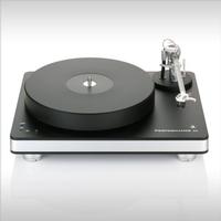 Clearaudio - Performance DC Turntable with Satisfy Carbon Tonearm